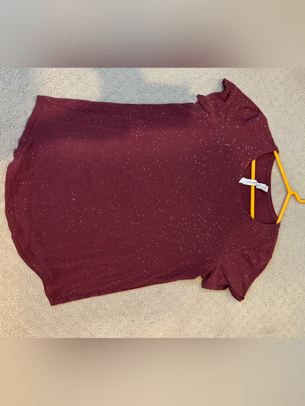 Women’s Lululemon shirt